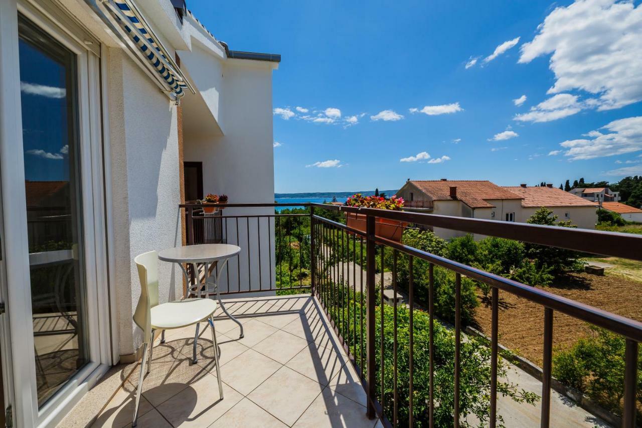 Apartments Mila Kastela Exterior photo